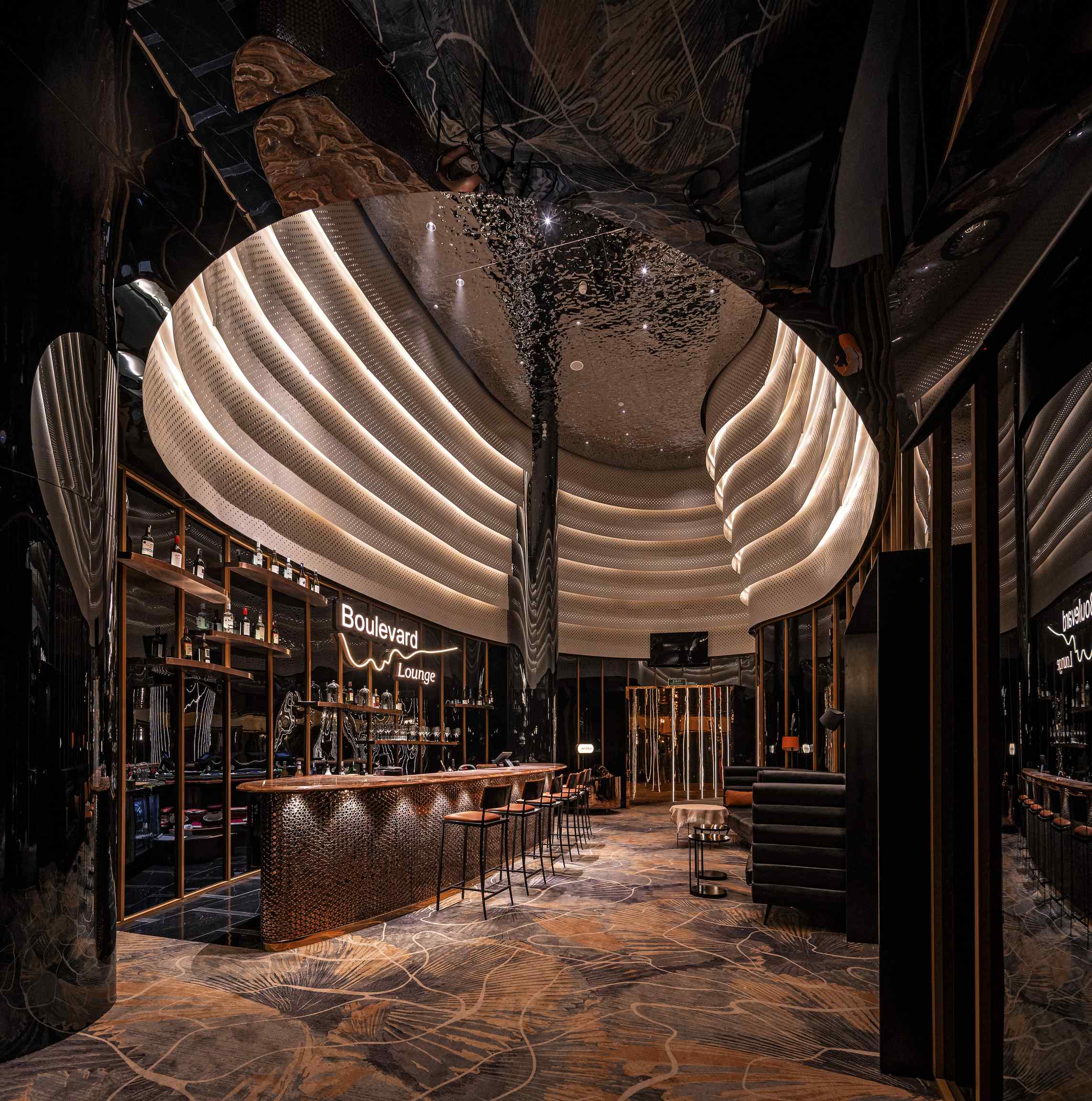 BOULEVARD LOUNGE - 2