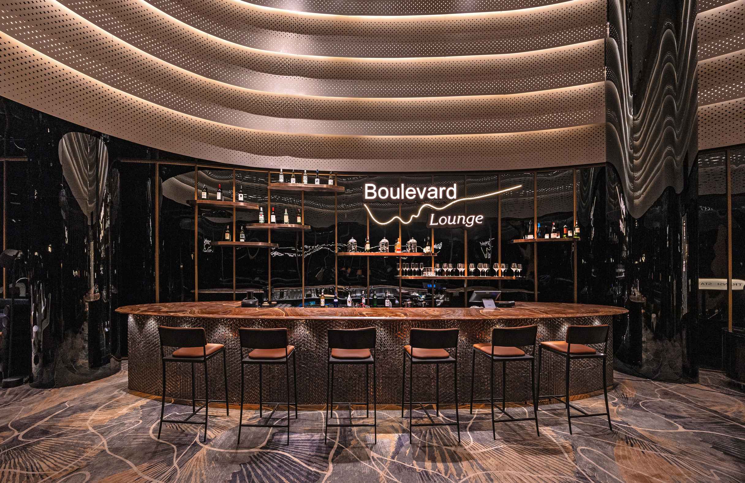 BOULEVARD LOUNGE - 3