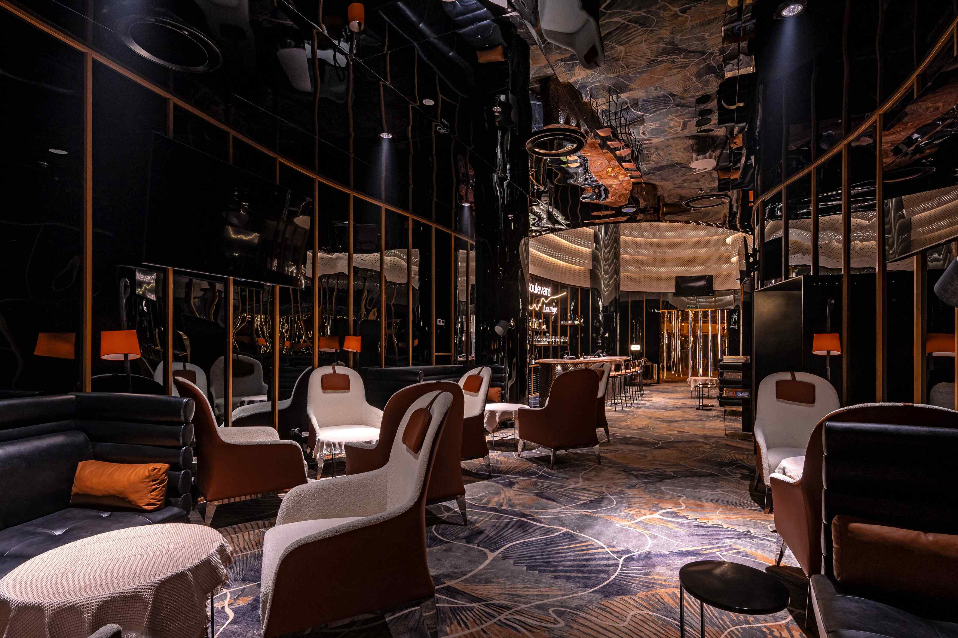 BOULEVARD LOUNGE - 9