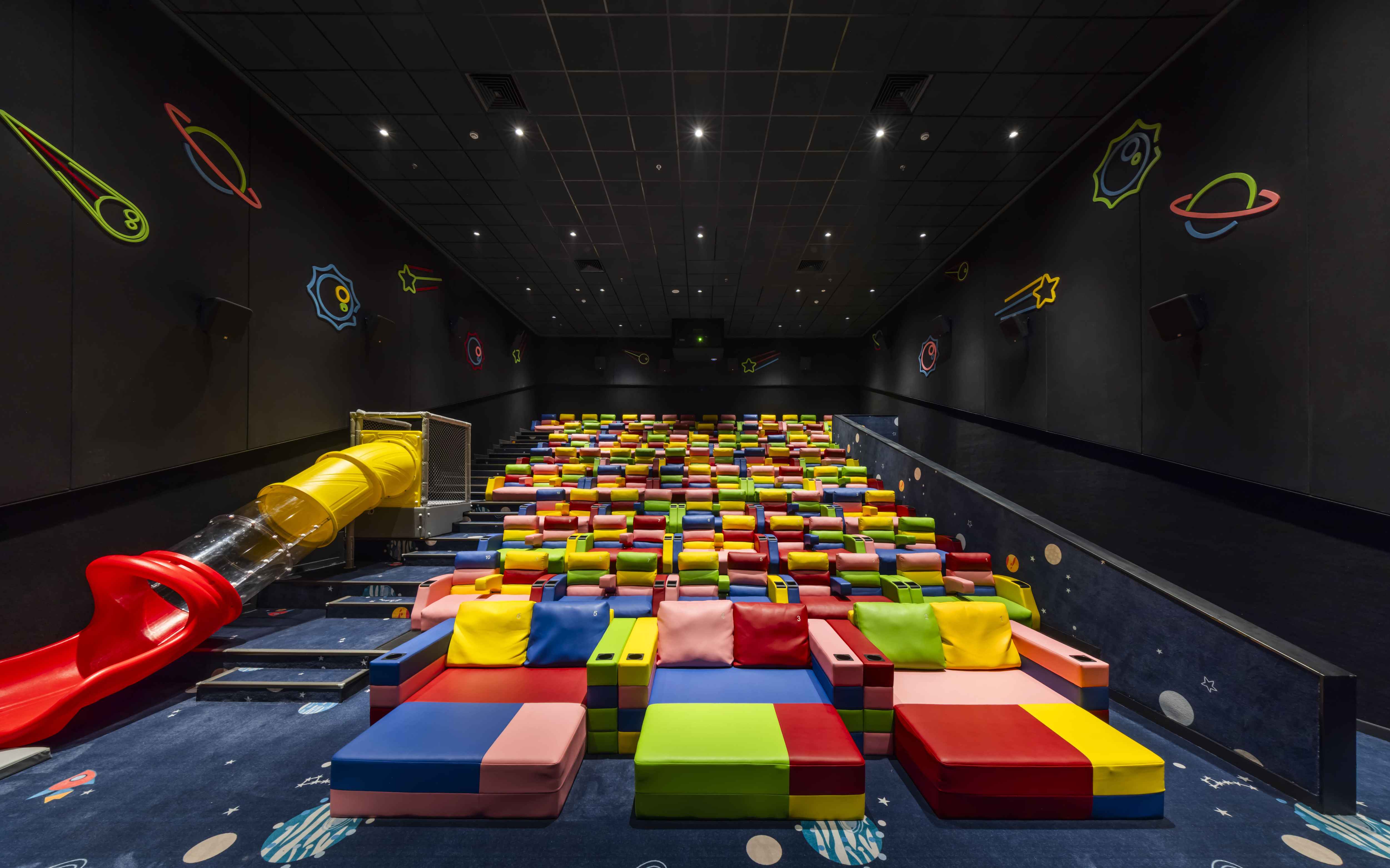 CINE DE KIDS - 8